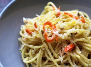 La recette de Josh Eggleton pour les spaghettis à l ail rôti et aux anchois 