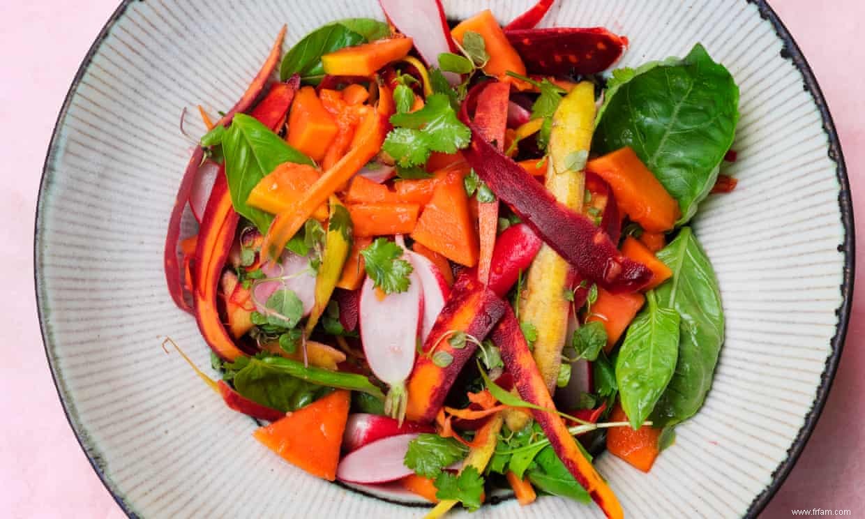 Les recettes de salades estivales de Nigel Slater 