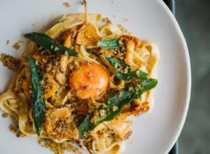 La recette d Ollie Templeton pour les tagliatelles girolles, jaune d œuf et croustillant de sauge 