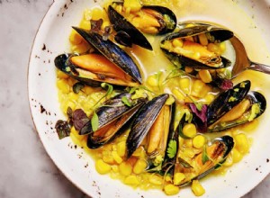 La recette de Ravinder Bhogal pour la soupe de moules, de riz et de maïs doux 