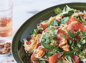 Salade de nouilles en verre d Annabel Crabb aux crevettes et au pamplemousse rose 