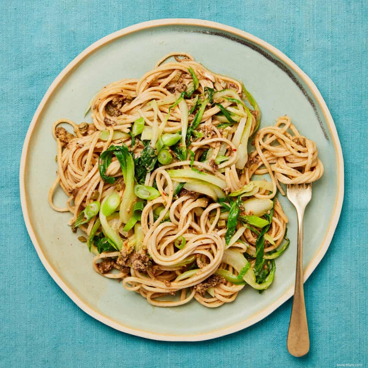 La recette de Meera Sodha pour les nouilles ben ben végétaliennes 