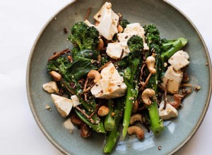 Brocoli violet de Nigel Slater avec noix de cajou et tofu 