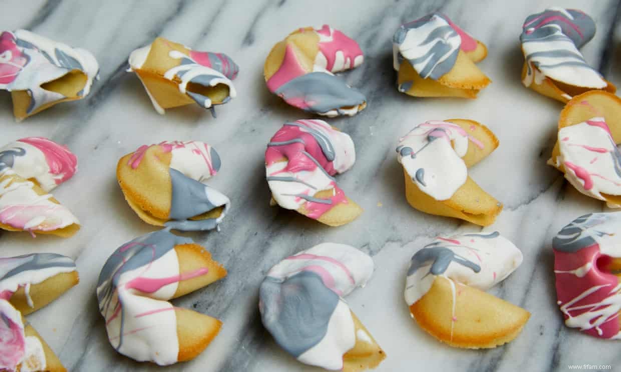 La recette de Kim-Joy pour les fortune cookies  peints à l huile  