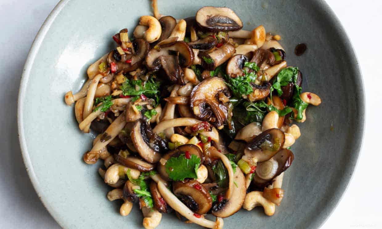 Recette de champignons de Nigel Slater au gingembre et à la coriandre 