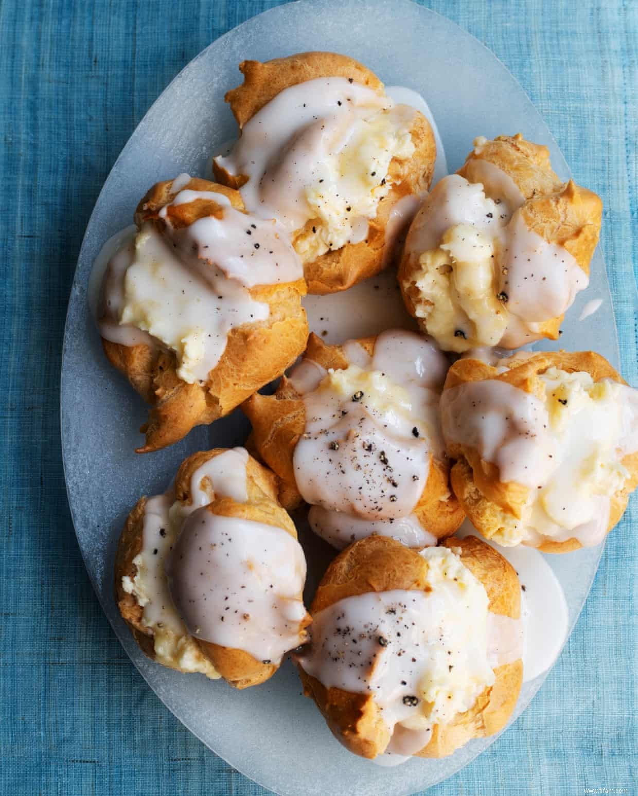 Recettes de croquettes de crabe et d harissa et de brioches au chocolat blanc et au citron de Nigel Slater 