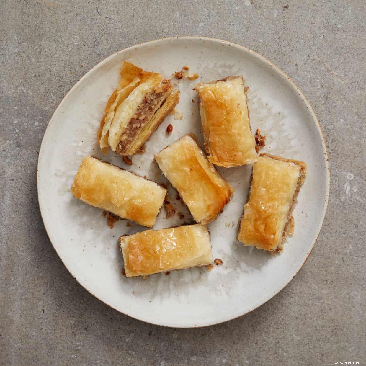 Les gâteaux sucrés du Moyen-Orient de Honey &Co 