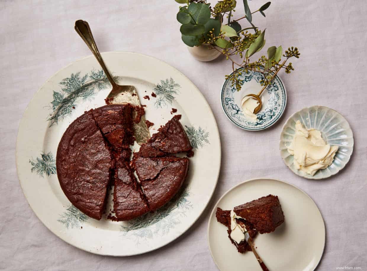 Christmas puddings :la recette du gâteau au chocolat, châtaignes et pruneaux de Rachel Roddy 