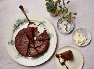 Christmas puddings :la recette du gâteau au chocolat, châtaignes et pruneaux de Rachel Roddy 