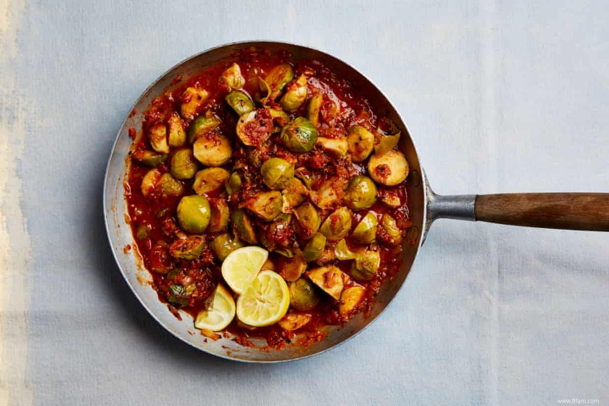 La recette de Noël de Meera Sodha pour le curry végétalien de choux de Bruxelles à l achari 