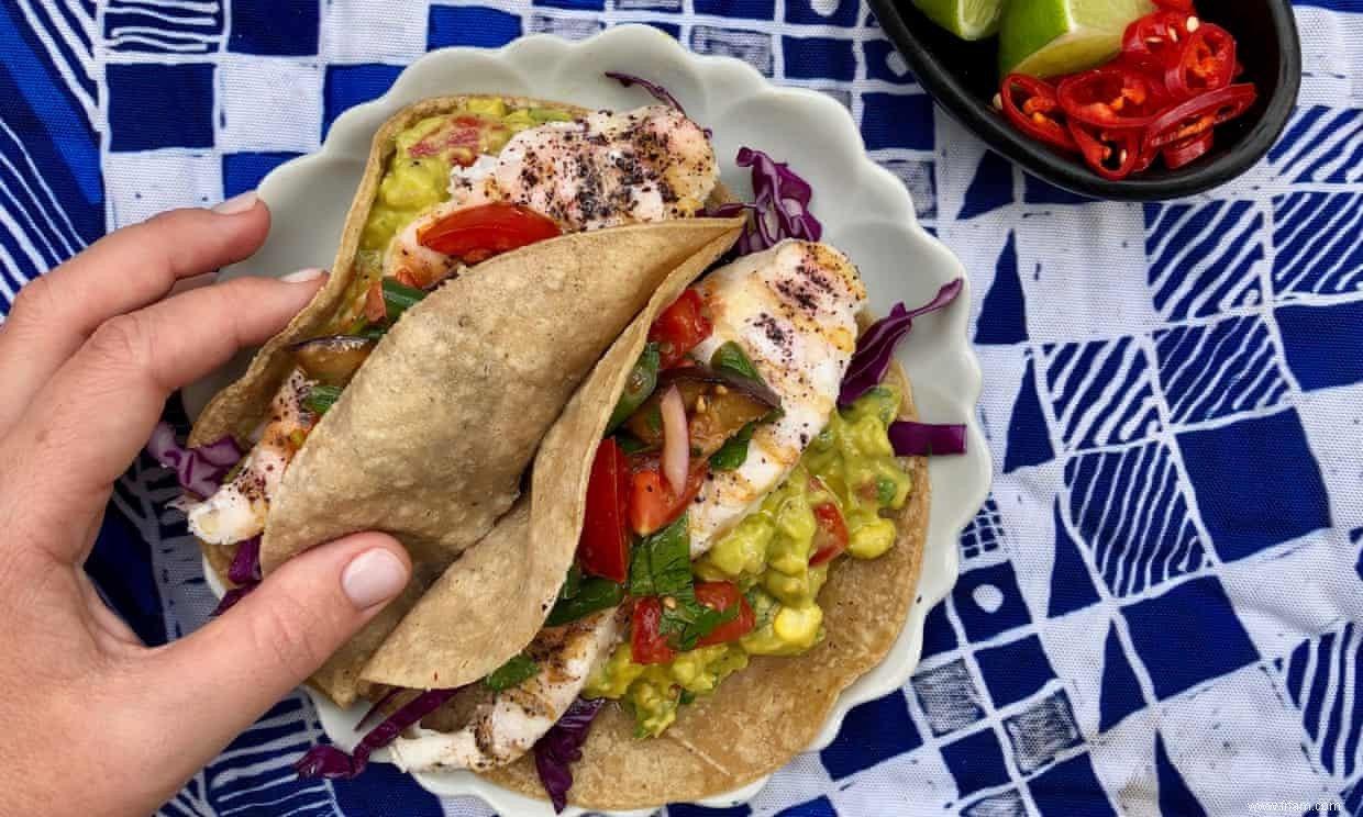 Dîner de semaine :recette facile de tacos au poisson avec salsa et guacamole 