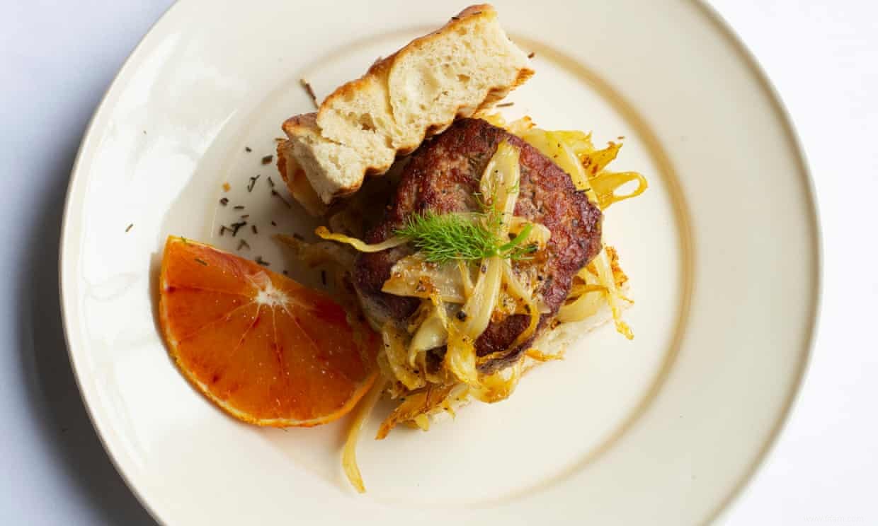 La recette de Nigel Slater des burgers de porc à l orange et au fenouil 