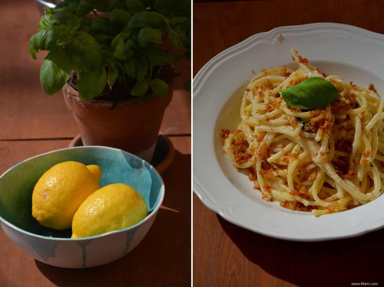 La recette de Rachel Roddy pour les spaghettis au citron, basilic et chapelure 