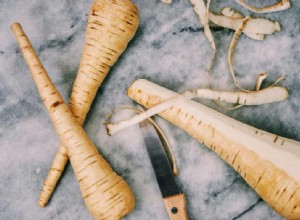 Comment transformer les parures de légumes en dîner 