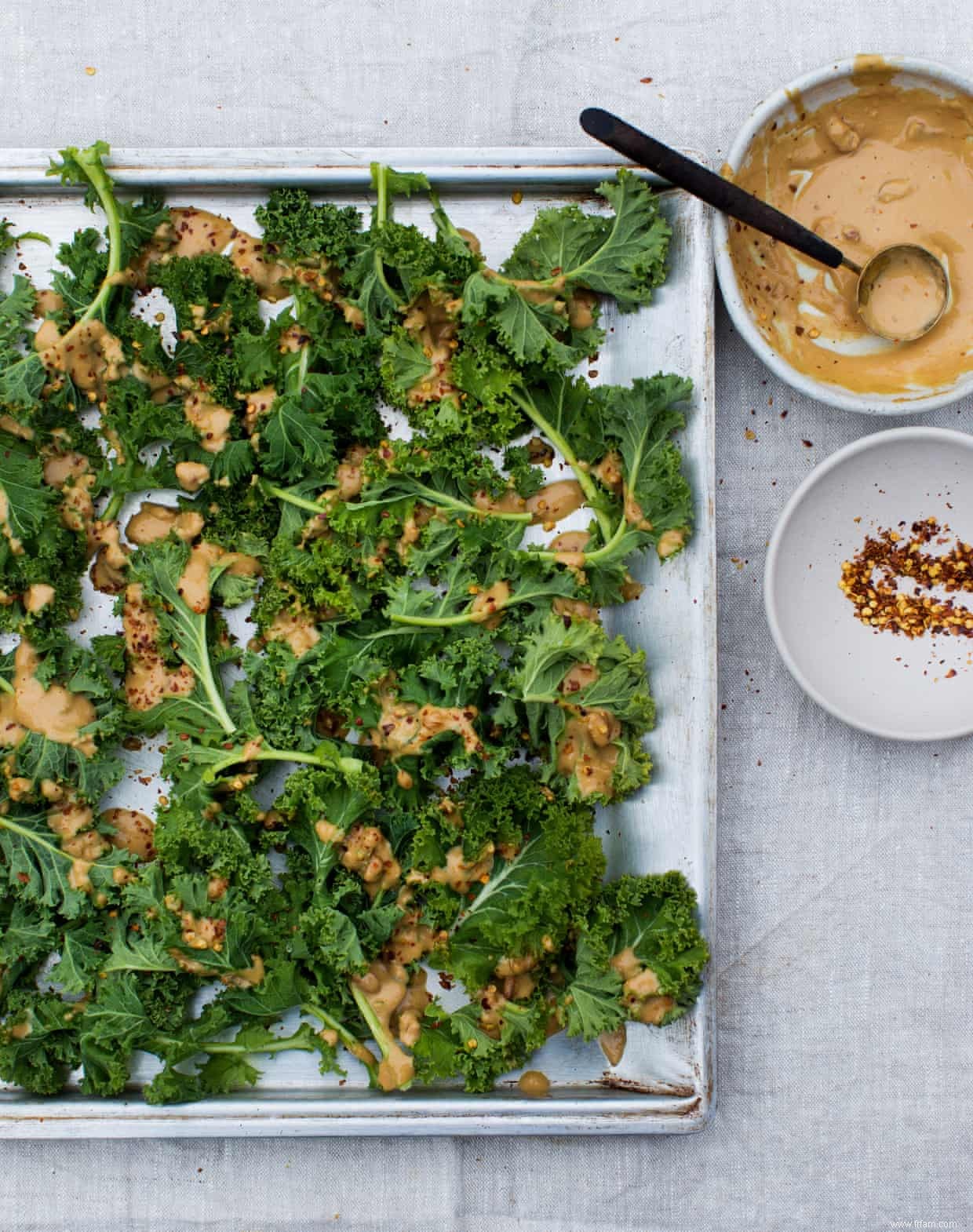 La main verte :les recettes ingénieuses de pâtes et de chou frisé d Anna Jones 