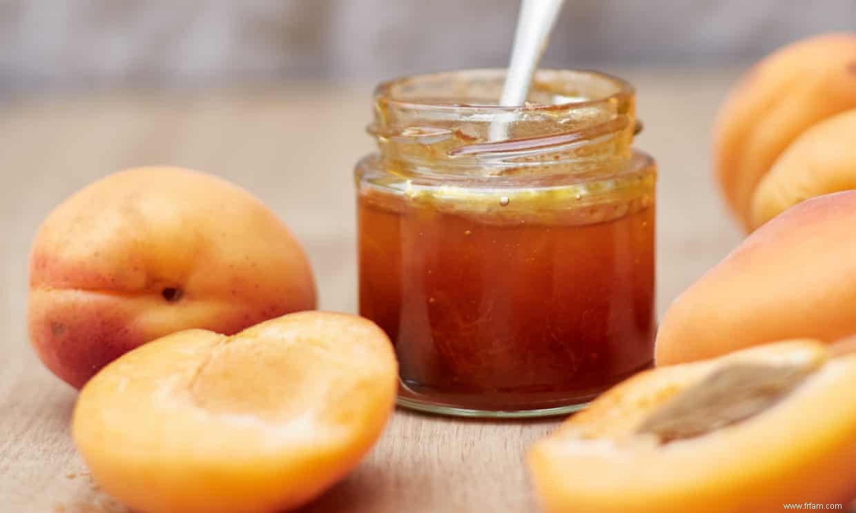 Comment faire de la confiture d abricot - amaretto facultatif 