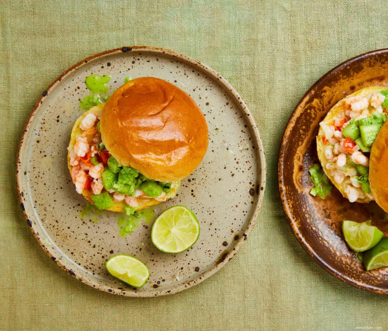 Des crumpets aux brioches aux crevettes :les recettes de sandwichs de Yotam Ottolenghi 