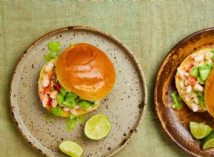 Des crumpets aux brioches aux crevettes :les recettes de sandwichs de Yotam Ottolenghi 