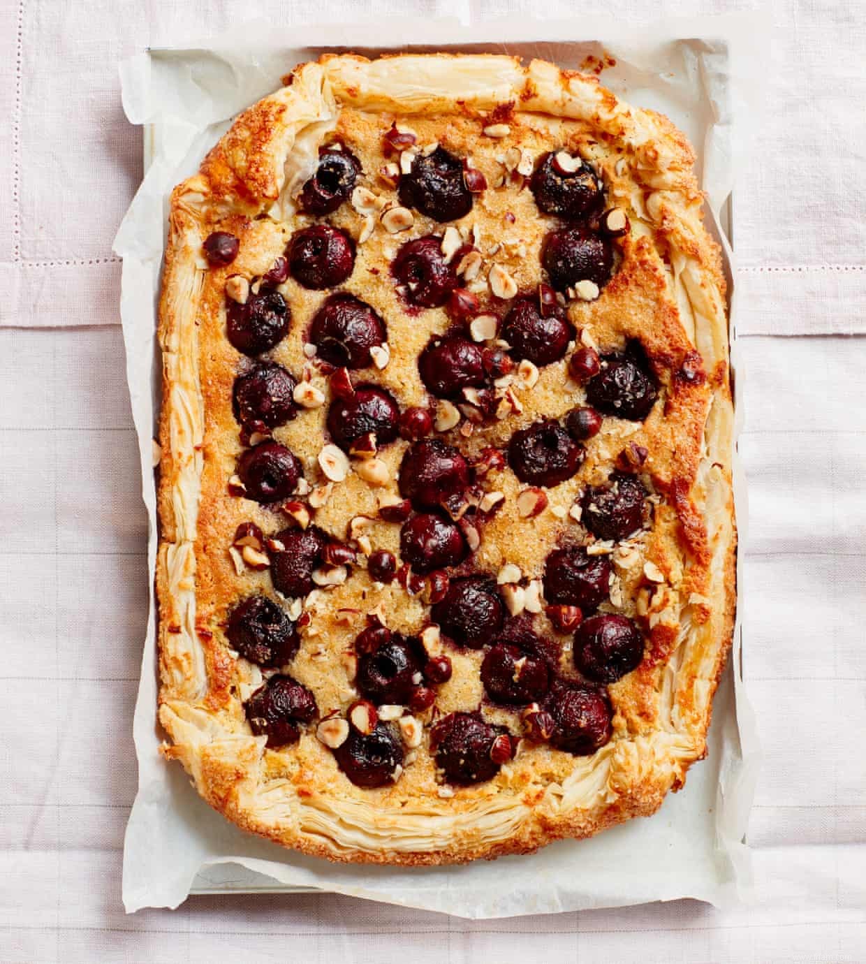 La recette de la galette à la frangipane et aux cerises de Thomasina Miers 