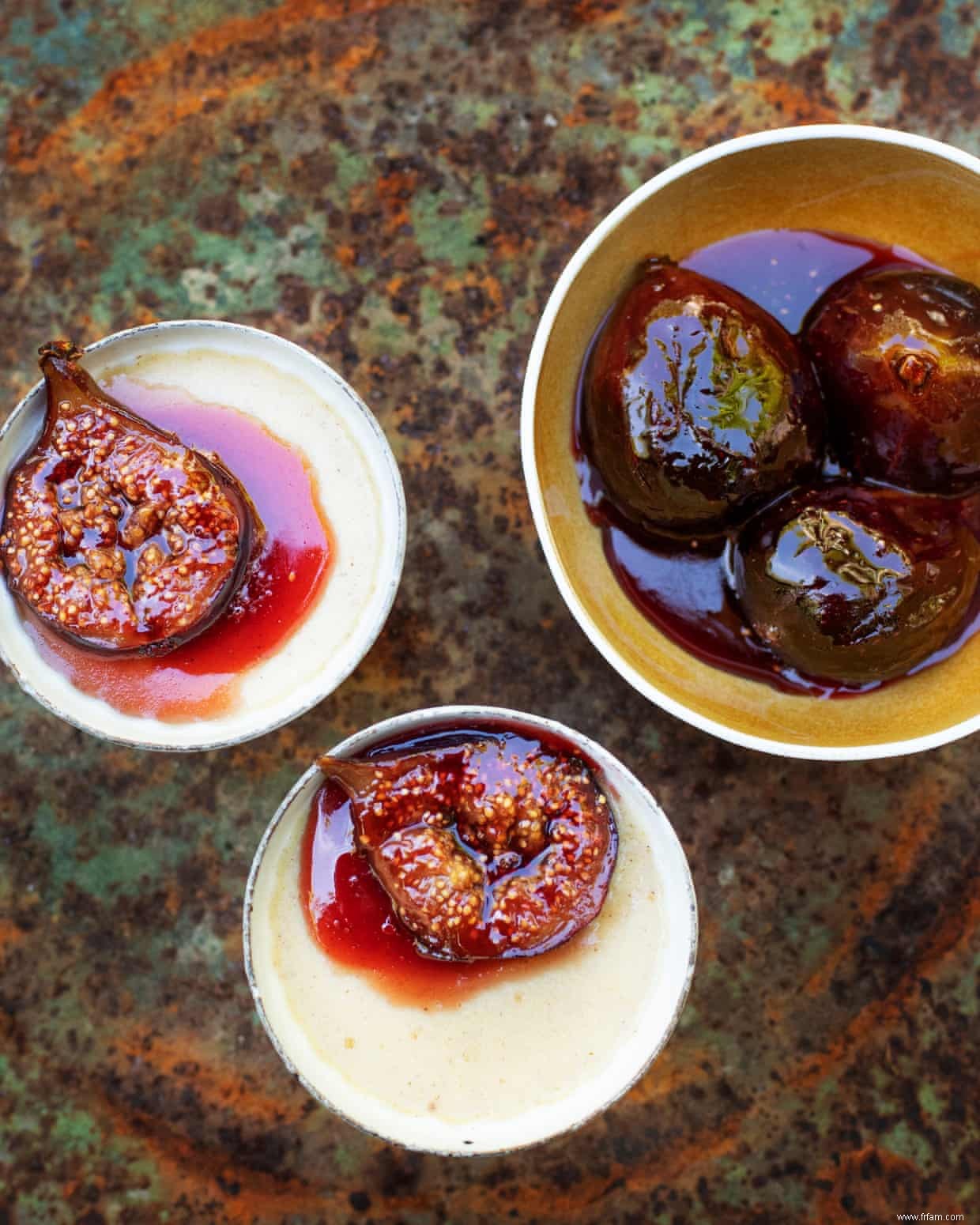 Les recettes de Nigel Slater pour les madeleines aux noix, figues et panna cotta miel et cannelle, figues rôties 