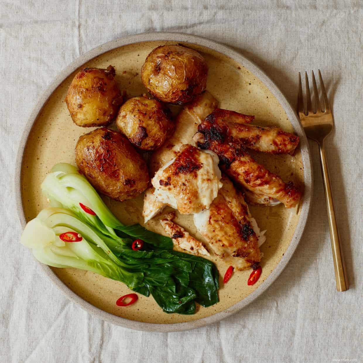 Recette de poulet spatchcock de Thomasina Miers au beurre citronnelle-miso 