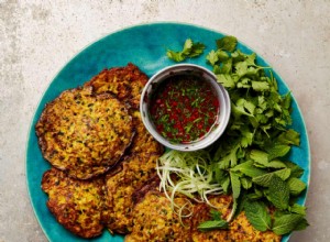 Des beignets au gâteau au citron vert :les recettes maïs et noix de coco de Yotam Ottolenghi 