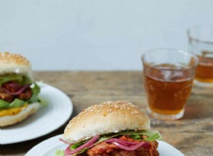 Mac n cheese au crabe et sandwich au poulet frit :les nouvelles recettes préférées de Nigella Lawson 