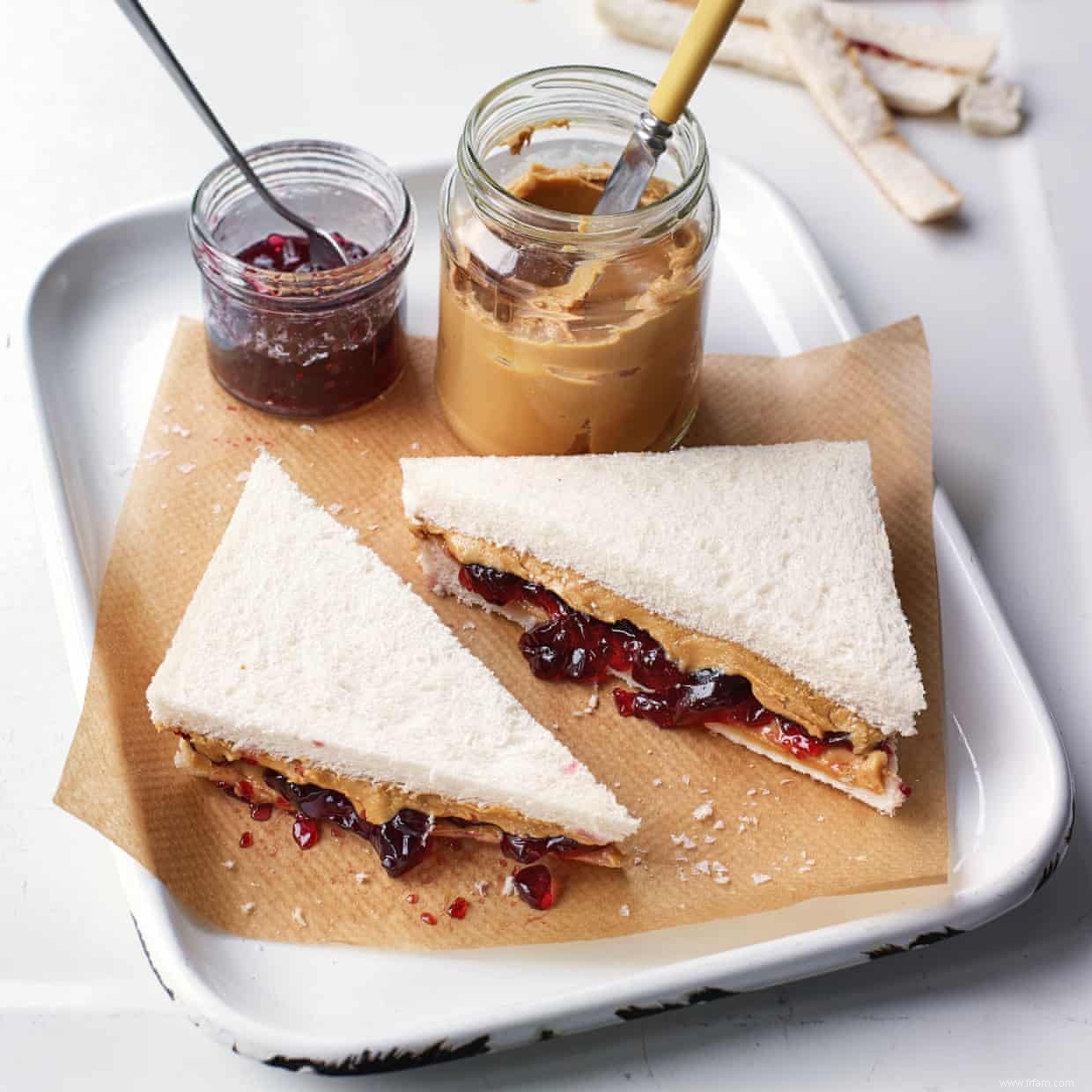 Le sandwich au beurre de cacahuète et à la gelée de Claire Ptak 