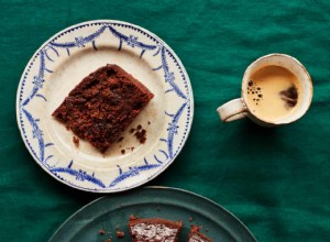 La recette du gâteau de Noël aux dattes et au chocolat de Benjamina Ebuehi 