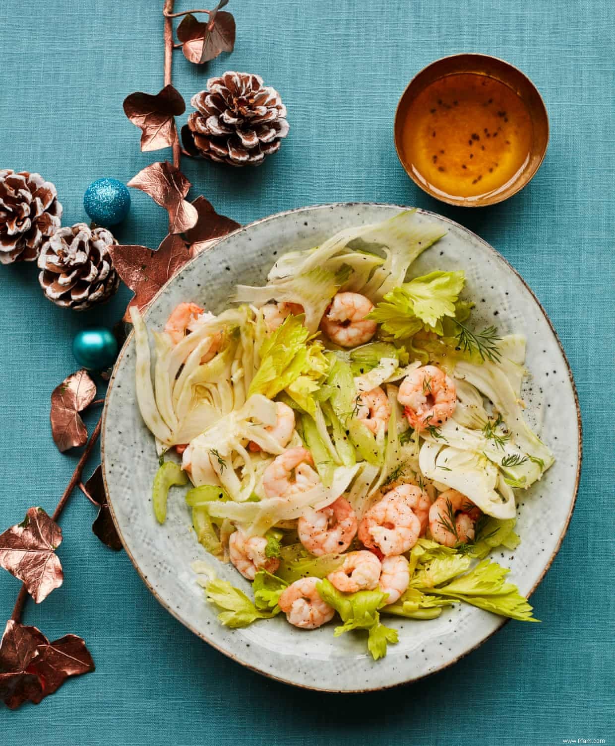 Salade de crevettes et ricotta au four :les entrées de Noël de Rachel Roddy – recettes 