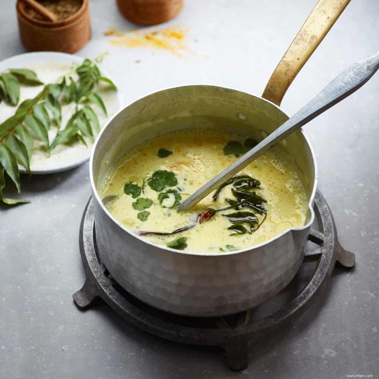 Soupe épicée au yaourt, riz réconfortant et dal – Recettes végétariennes gujarati à cuisiner tous les jours 