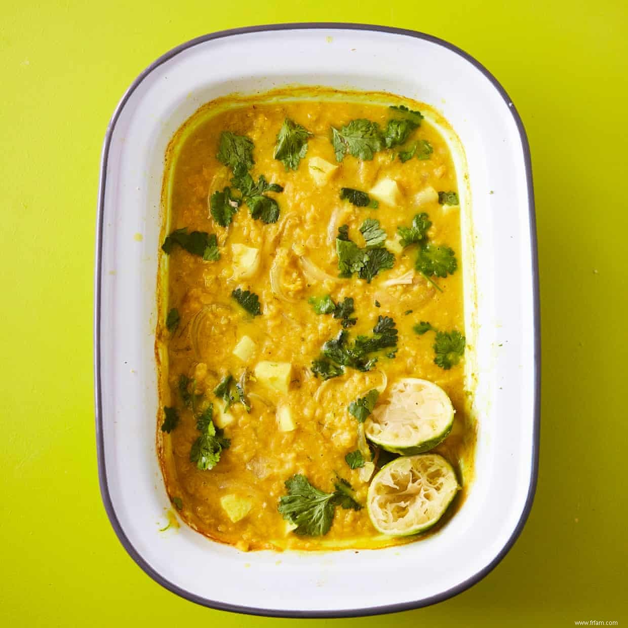 Dal de citron vert et noix de coco de Rukmini Iyer 