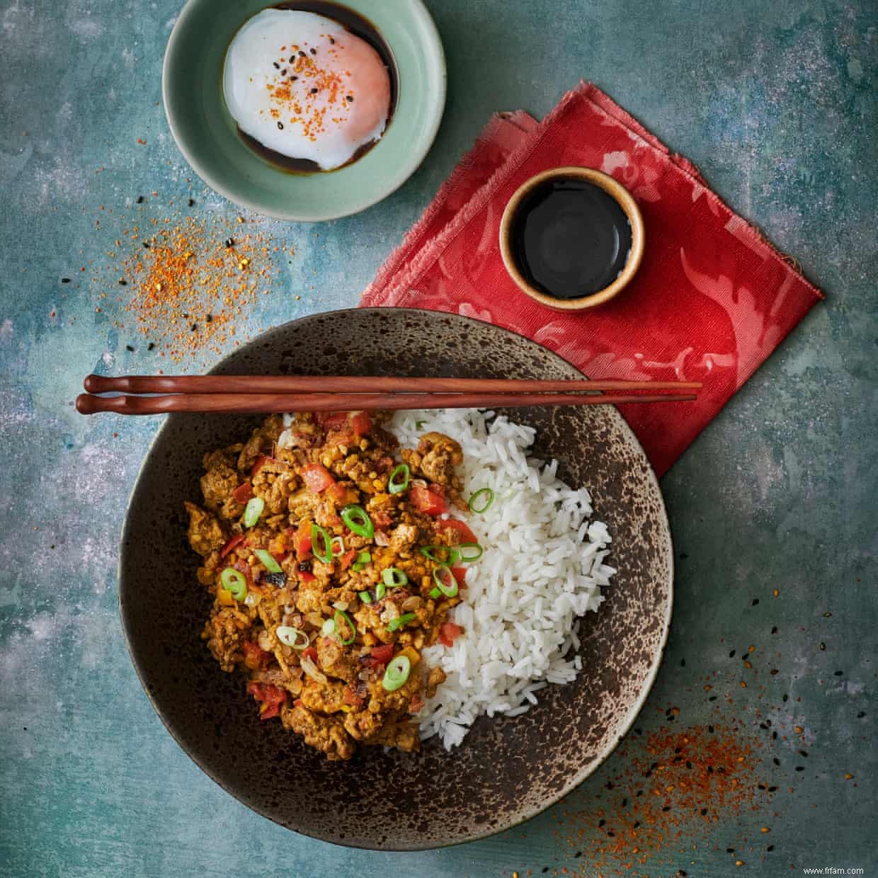 Curry dashi keema de Shuko Oda avec œuf onsen tamago 