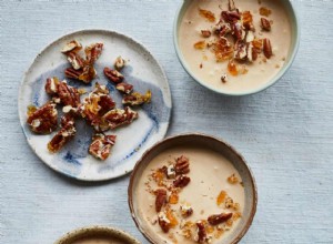 La recette de Tamal Ray pour la mousse épicée chai aux noix de pécan caramélisées 