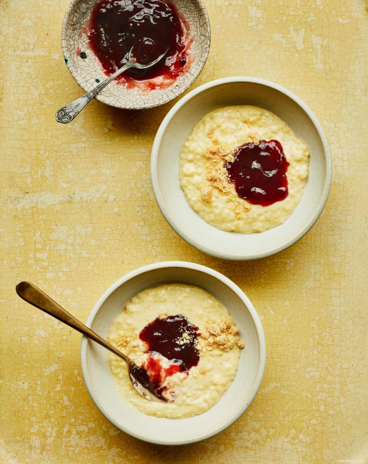 La recette de Ravneet Gill pour le riz au lait épicé mijoté 