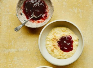 La recette de Ravneet Gill pour le riz au lait épicé mijoté 