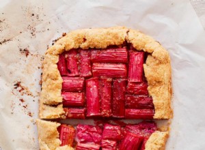 La recette de la galette rhubarbe, badiane et noisette de Thomasina Miers 