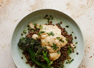 La recette de Thomasina Miers du haddock fumé poché, brocolis grillés et crème d anchois 