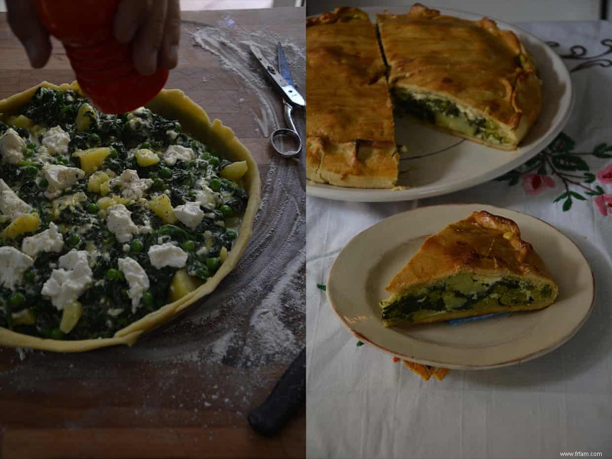 La recette de la tarte printanière aux légumes et au fromage de Rachel Roddy 