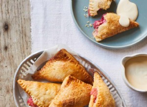 La recette de Liam Charles pour les chaussons à la rhubarbe, aux pommes et aux amandes 