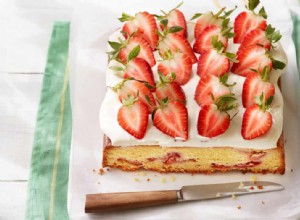 Fraises et gâteau à la crème par Helen Goh 