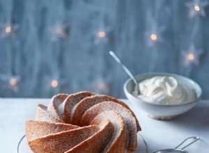 Gâteau aux amandes et à la cannelle à la crème irlandaise par Benjamina Ebuehi 