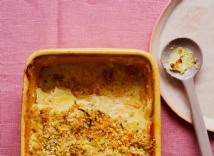 La recette de Thomasina Miers du gratin de racines à la crème d anchois et à la chapelure 