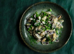 La recette de Nigel Slater pour les palourdes, les pois et le sherry 