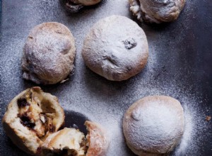 La recette des petits pains chauds au massepain de Nigel Slater 