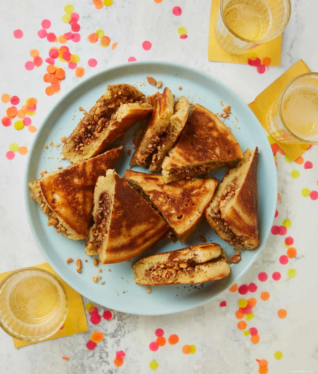 La recette végétalienne de Meera Sodha pour des pancakes aux cacahuètes salées et au chocolat à l indonésienne 