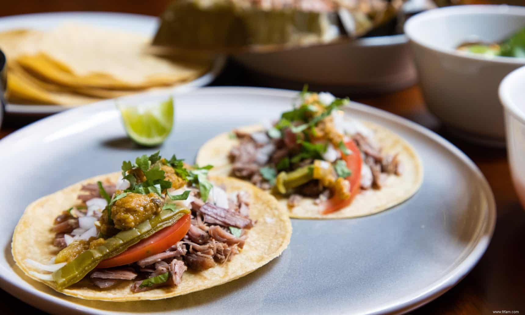 Petit-déjeuner avec Rosa Cienfuegos :chilaquiles et tacos agneau barbacoa – recette 