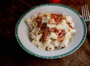 La recette de Rachel Roddy pour les pâtes du berger à la ricotta, pecorino et guanciale 