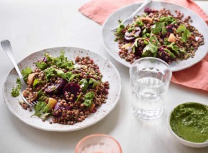 La recette de Yasmin Khan pour les lentilles aux citrons confits et zhoug 