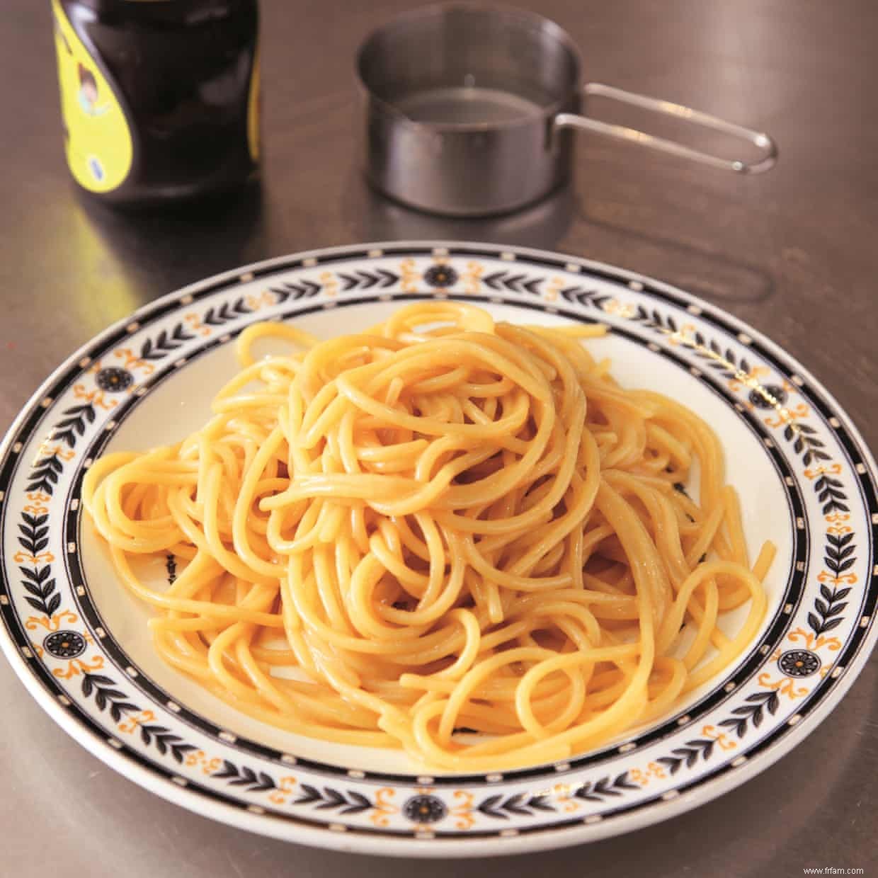 La recette des spaghettis à la marmite de Nigella Lawson 